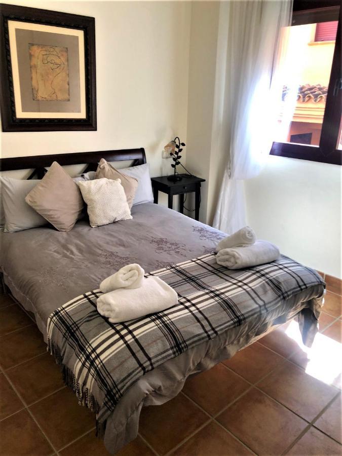Elegant 2Br Apartment Puerto Banus Marbella Just 12 Minutes Away By G00Giemaps Estepona Exteriér fotografie