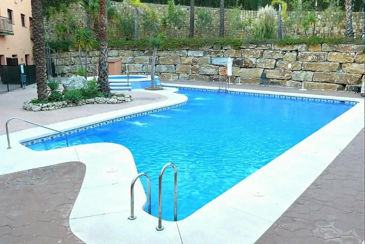Elegant 2Br Apartment Puerto Banus Marbella Just 12 Minutes Away By G00Giemaps Estepona Exteriér fotografie